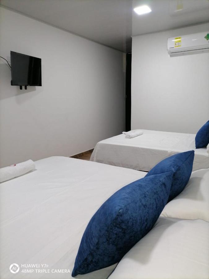 Hotel Media Luna Cucuta Bagian luar foto
