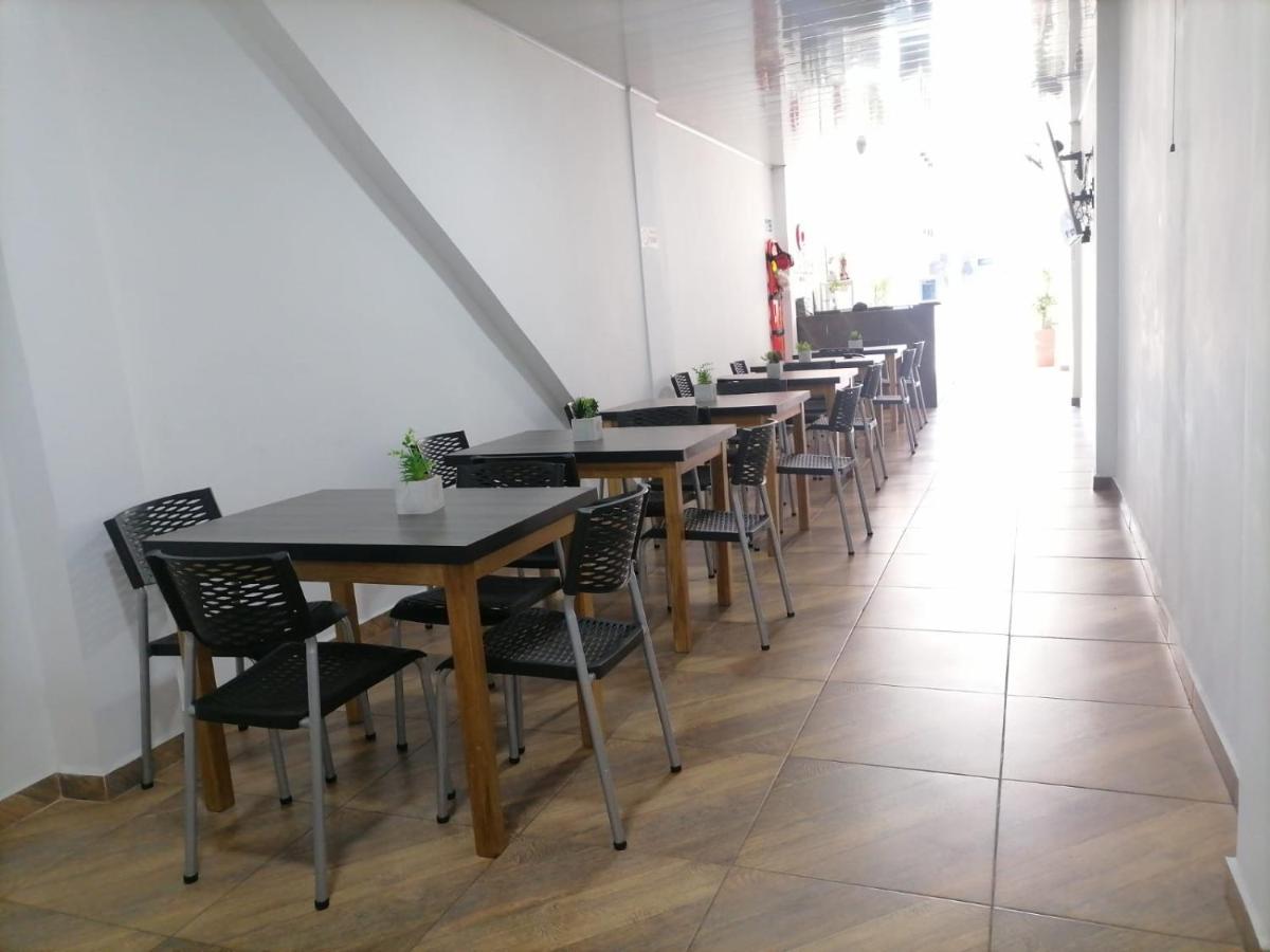 Hotel Media Luna Cucuta Bagian luar foto