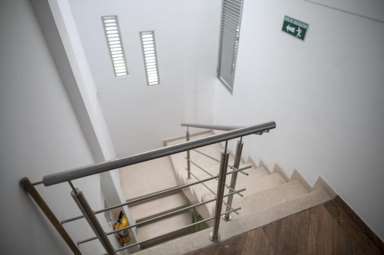 Hotel Media Luna Cucuta Bagian luar foto