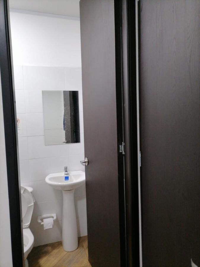 Hotel Media Luna Cucuta Bagian luar foto