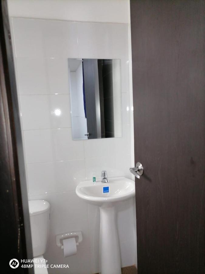 Hotel Media Luna Cucuta Bagian luar foto