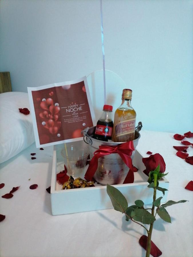 Hotel Media Luna Cucuta Bagian luar foto